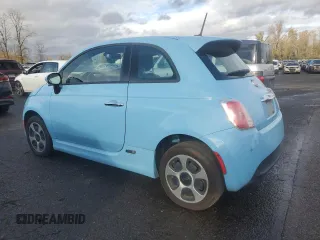 2015 FIAT 500e with VIN 3C3CFFGE0FT694401, listed as a Copart auction lot 82338694 with 140,003 mi miles and Clean Title. Bid and sale history available at carsss.com. Image 2.