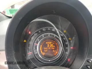 2012 FIAT 500 Sport z VIN 3C3CFFBR6CT383917, wystawiony jako Copart lot #50950975 z przebiegiem 122 087 mil mil oraz Tytuł czysty. Historia ofert i sprzedaży dostępna na DreamBid. Obrazek 9.