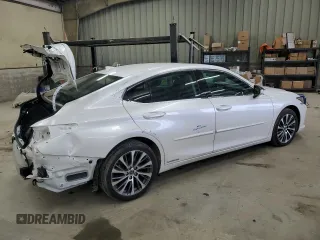 2021 Lexus ES with VIN 58ADA1C14MU011370, listed as a Copart auction lot 44731125 with 47,681 mi miles and Salvage Title. Bid and sale history available at carsss.com. Image 3.