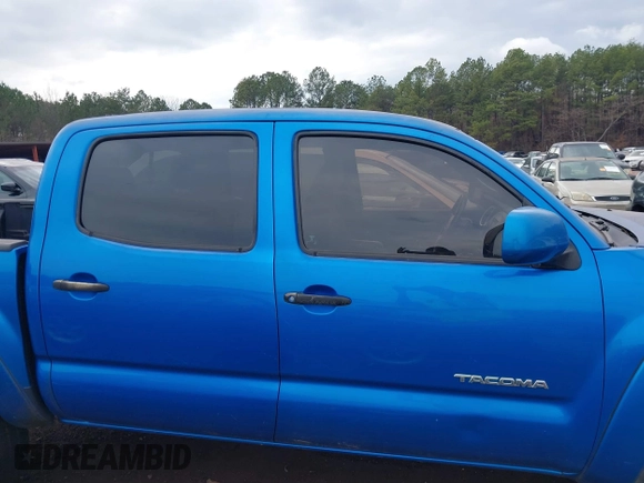 2009 Toyota Tacoma PreRunner with VIN 3TMJU62N89M086883, listed as a IAAI auction lot 41451470 with 226,002 mi miles. Bid and sale history available at carsss.com. Image 13.