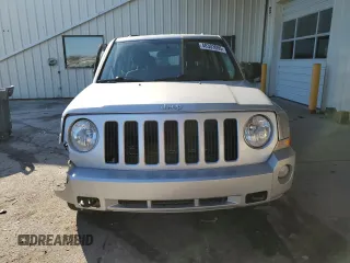 2010 Jeep Patriot Sport with VIN 1J4NF2GB4AD521492, listed as a Copart auction lot 48303095 with 0 mi miles and Salvage Title. Bid and sale history available at carsss.com. Image 5.