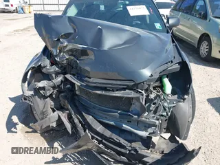 2017 Chevrolet Equinox LS z VIN 2GNALBEK5H1540999, wystawiony jako IAAI lot #41771873 z przebiegiem 101 494 mil mil oraz . Historia ofert i sprzedaży dostępna na DreamBid. Obrazek 13.