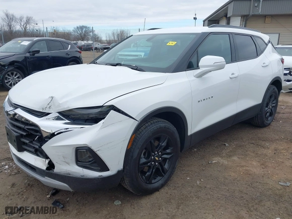 2019 Chevrolet Blazer with VIN 3GNKBBRA6KS673890, listed as a IAAI auction lot 41899560 with 55,838 mi miles. Bid and sale history available at carsss.com. Image 17.