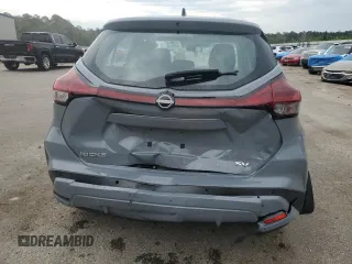 2022 Nissan Kicks SV z VIN 3N1CP5CV3NL479024, wystawiony jako Copart lot #57427535 z przebiegiem 60 797 mil mil oraz Szkoda całkowita • Salvage title. Historia ofert i sprzedaży dostępna na DreamBid. Obrazek 6.