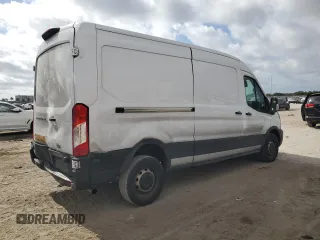 2023 Ford Transit Cargo z VIN 1FTYE1C89PKA17390, wystawiony jako Copart lot #83939214 z przebiegiem 76 099 mil mil oraz Szkoda całkowita • Salvage title. Historia ofert i sprzedaży dostępna na DreamBid. Obrazek 3.
