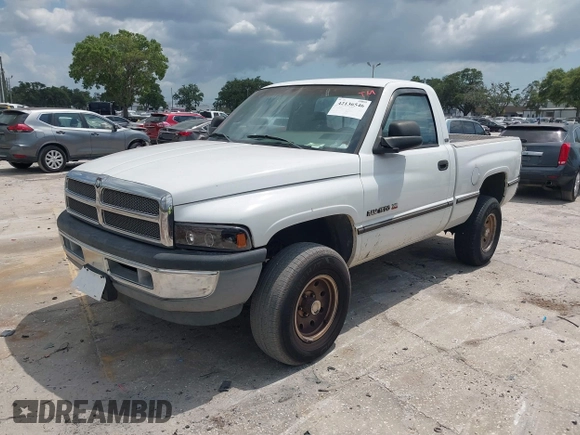 1997 Dodge 1500 z VIN 1B7HF16Y8VS290391, wystawiony jako IAAI lot #42136546 z przebiegiem 194 627 mil mil oraz . Historia ofert i sprzedaży dostępna na DreamBid. Obrazek 2.