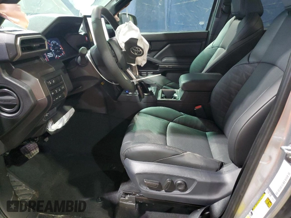 2025 Toyota Tacoma SR with VIN 3TMLB5JN7SM096837, listed as a Copart auction lot 49989405 with 941 mi miles and Clean Title. Bid and sale history available at DreamBid. Image 7.