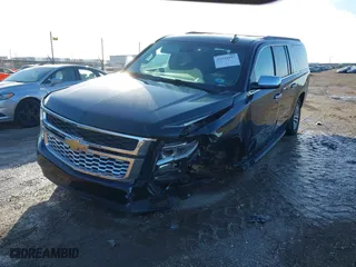 2019 Chevrolet Suburban LT with VIN 1GNSKHKC2KR120137, listed as a IAAI auction lot 41522957 with NaN miles. Bid and sale history available at carsss.com. Image 17.