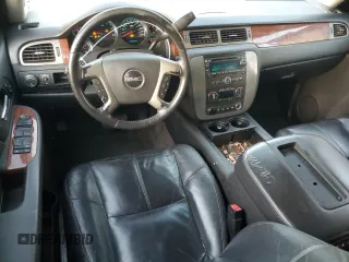 2008 GMC Yukon XL SLT with VIN 1GKFC160X8J187420, listed as a Copart auction lot 84614794 with 306,715 mi miles and Salvage Title. Bid and sale history available at carsss.com. Image 8.