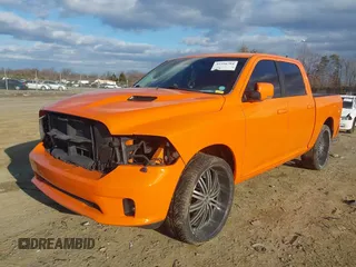 2017 Ram 1500 Night z VIN 1C6RR7MT6HS570778, wystawiony jako IAAI lot #41596704 z przebiegiem 122 878 mil mil oraz . Historia ofert i sprzedaży dostępna na DreamBid. Obrazek 18.