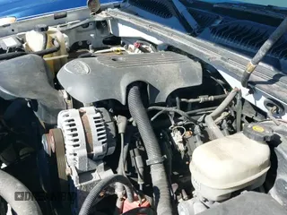 2006 Chevrolet Silverado 1500 LT1 with VIN 2GCEK19V161303709, listed as a IAAI auction lot 40294788 with 211,821 mi miles and . Bid and sale history available at DreamBid. Image 16.