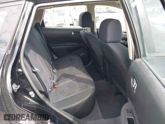 2015 Nissan Rogue S z VIN JN8AS5MV1FW761809, wystawiony jako IAAI lot #42098400 z przebiegiem 100 834 mil mil oraz . Historia ofert i sprzedaży dostępna na DreamBid. Obrazek 8.