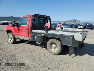 2015 Ford F-350 XL with VIN 1FTRF3B65FEA48534, listed as a Copart auction lot 68135964 with 204,110 mi miles and Salvage title. Bid and sale history available at DreamBid. Image 2.