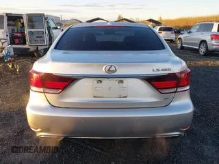 2013 Lexus LS 460 z VIN JTHCL5EFXD5019385, wystawiony jako IAAI lot #40930564 z przebiegiem 179 454 mil mil oraz . Historia ofert i sprzedaży dostępna na DreamBid. Obrazek 17.