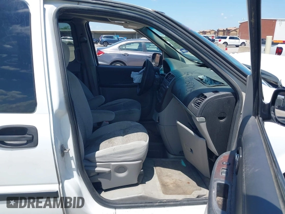 2008 Chevrolet Uplander LS Fleet z VIN 1GBDV13W48D100037, wystawiony jako IAAI lot #42096303 z przebiegiem 176 590 mil mil oraz . Historia ofert i sprzedaży dostępna na DreamBid. Obrazek 5.