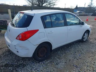 2007 Nissan Versa 1.8 S with VIN 3N1BC13E77L374506, listed as a IAAI auction lot 41848252 with 149,817 mi miles. Bid and sale history available at carsss.com. Image 4.
