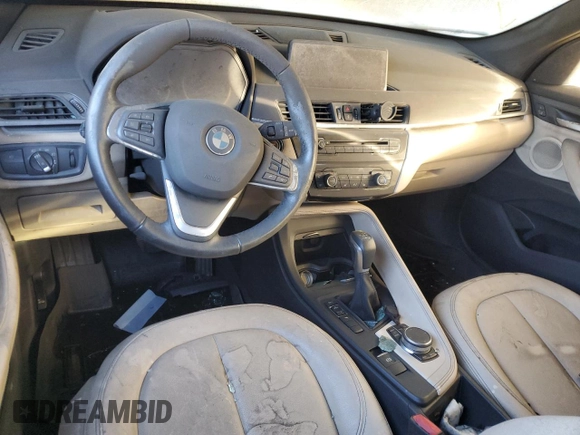 2017 BMW X1 sDrive28i with VIN WBXHU7C3XH5H37412, listed as a Copart auction lot 71733512 with 0 mi miles. Bid and sale history available at carsss.com. Image 8.