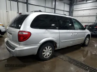 2006 Chrysler Town & Country LWB Touring with VIN 2A4GP54L46R714332, listed as a Copart auction lot 88923465 with 196,429 mi miles and Salvage Title. Bid and sale history available at carsss.com. Image 3.