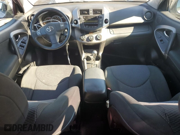2011 Toyota RAV4 Sport z VIN JTMRF4DV5B5037697, wystawiony jako Copart lot #82259164 z przebiegiem 99 215 mil mil oraz Szkoda całkowita • Salvage title. Historia ofert i sprzedaży dostępna na DreamBid. Obrazek 8.