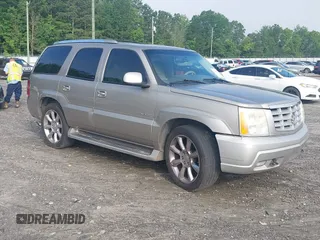 2002 Cadillac Escalade with VIN 1GYEC63T32R278020, listed as a IAAI auction lot 42482282 with 237,443 mi miles and . Bid and sale history available at DreamBid. Image 1.