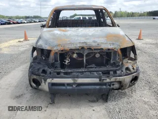 2010 Toyota Tundra с VIN 5TFUM5F15AX005061, выставлен на аукционе Copart как лот 51823565 с пробегом Не указан миль и Списание • Salvage title. История ставок и продаж доступна на DreamBid. Изображение 5.