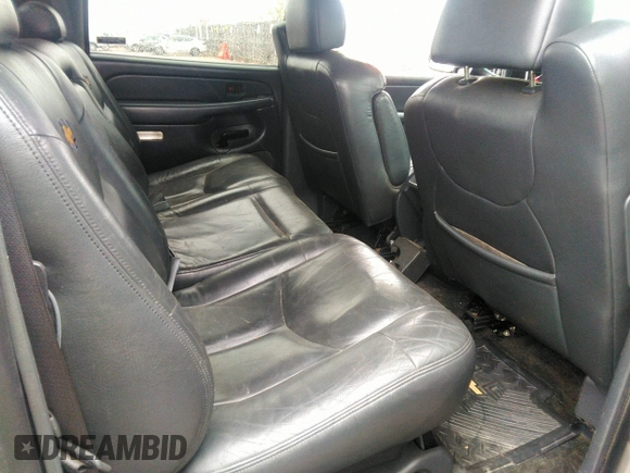 2002 Chevrolet Avalanche z VIN 3GNEK13T22G293921, wystawiony jako IAAI lot #41956616 z przebiegiem 249 838 mil mil oraz . Historia ofert i sprzedaży dostępna na DreamBid. Obrazek 8.