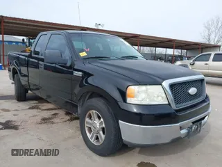 2008 Ford F-150 STX with VIN 1FTRX12W68FA97806, listed as a IAAI auction lot 41741297 with 188,218 mi miles and . Bid and sale history available at carsss.com. Image 1.