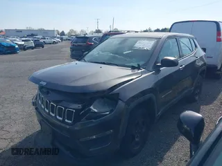 2018 Jeep Compass Sport with VIN 3C4NJDAB7JT481279, listed as a IAAI auction lot 40633532 with 87,675 mi miles and . Bid and sale history available at DreamBid. Image 2.