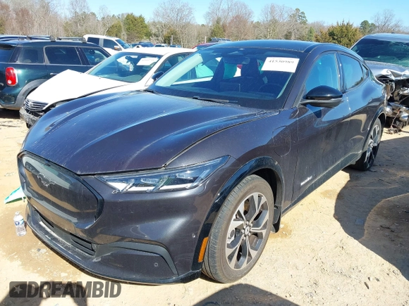 2022 Ford Mustang Mach-E Premium с VIN 3FMTK3R78NMA04984, выставлен на аукционе IAAI как лот 41530989 с пробегом 28 827 миль миль и . История ставок и продаж доступна на DreamBid. Изображение 17.