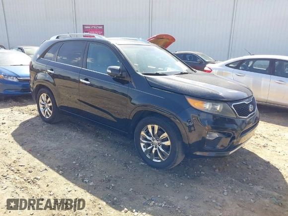 2011 Kia Sorento SX with VIN 5XYKW4A21BG160335, listed as a IAAI auction lot 41844704 with 242,375 mi miles. Bid and sale history available at carsss.com. Image 1.