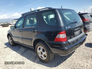 2002 Mercedes-Benz M 320/430/500 z VIN 4JGAB54E12A323838, wystawiony jako Copart lot #59057205 z przebiegiem 141 574 mil mil oraz Czysty tytuł • Clean title. Historia ofert i sprzedaży dostępna na DreamBid. Obrazek 2.