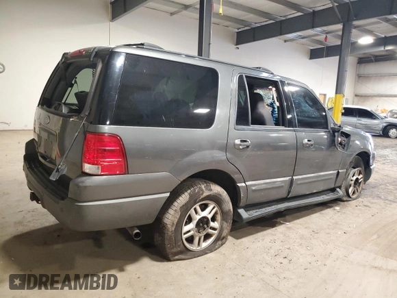 2004 Ford Expedition XLT z VIN 1FMFU16W04LA70081, wystawiony jako Copart lot #55637635 z przebiegiem 268 539 mil mil oraz Szkody całkowita. Historia ofert i sprzedaży dostępna na DreamBid. Obrazek 3.