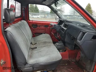 1993 Nissan Trucks 2WD with VIN 1N6SD11S7PC339301, listed as a Copart auction lot 84385014 with 214,526 mi miles and Salvage Title. Bid and sale history available at carsss.com. Image 10.