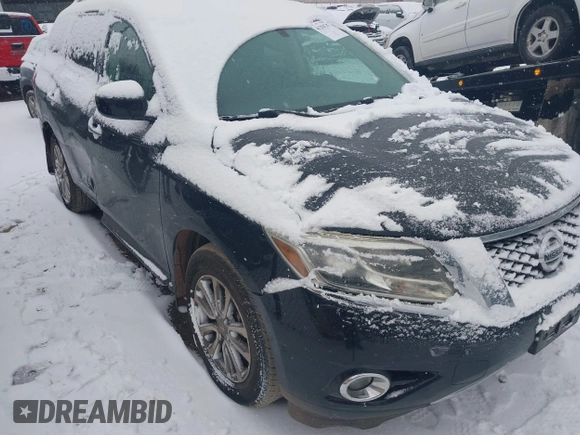 2015 Nissan Pathfinder Platinum with VIN 5N1AR2MM2FC639602, listed as a IAAI auction lot 41294747 with 119,925 mi miles and . Bid and sale history available at DreamBid. Image 1.