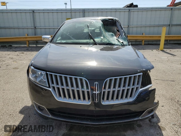 2011 Lincoln MKZ with VIN 3LNHL2JC2BR762775, listed as a Copart auction lot 48569275 with Not provided miles and Non repairable. Bid and sale history available at DreamBid. Image 5.