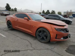 2024 Chevrolet Camaro 1LT z VIN 1G1FB1RS6R0109664, wystawiony jako Copart lot #49248365 z przebiegiem 21 394 mil mil oraz Czysty tytuł • Clean title. Historia ofert i sprzedaży dostępna na DreamBid. Obrazek 4.