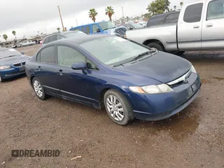 2006 Honda Civic LX z VIN 1HGFA16506L144852, wystawiony jako IAAI lot #41774164 z przebiegiem 197 461 mil mil oraz . Historia ofert i sprzedaży dostępna na DreamBid. Obrazek 1.