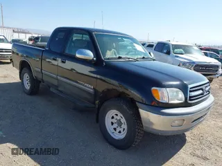 2000 Toyota Tundra SR5 with VIN 5TBBT4410YS009504, listed as a IAAI auction lot 41998051 with 96,821 mi miles and . Bid and sale history available at DreamBid. Image 1.