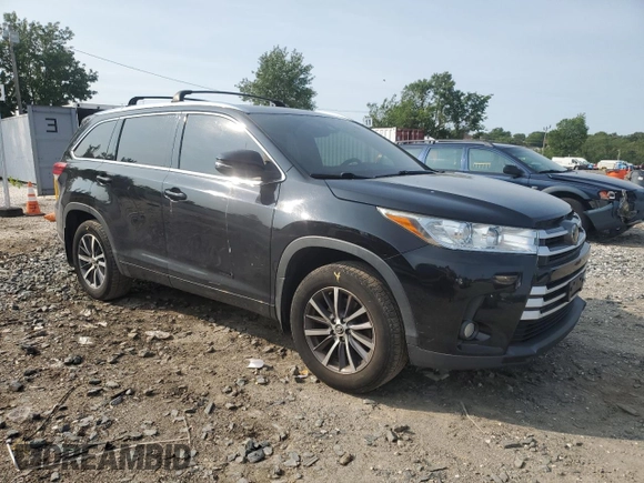 2018 Toyota Highlander SE with VIN 5TDJZRFH4JS547038, listed as a Copart auction lot 59465975 with 93,456 mi miles and Salvage title. Bid and sale history available at DreamBid. Image 4.