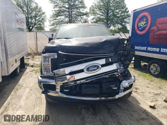 2019 Ford F-350 XL with VIN 1FT8W3BT8KEG29067, listed as a Copart auction lot 54169505 with Not provided miles and Salvage title. Bid and sale history available at DreamBid. Image 5.