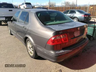 2005 Saab 9-5 Arc with VIN YS3ED49A953506826, listed as a IAAI auction lot 41658824 with 233,824 mi miles. Bid and sale history available at carsss.com. Image 3.