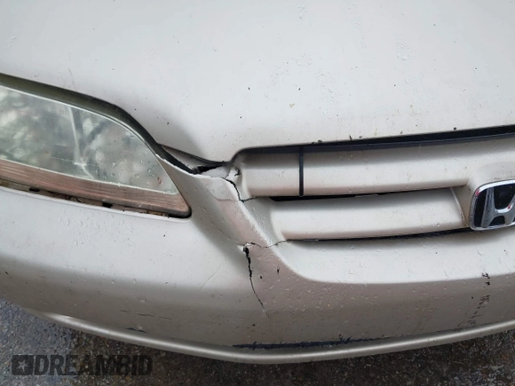 2002 Honda Accord LX z VIN JHMCG56402C025464, wystawiony jako IAAI lot #42458693 z przebiegiem 257 711 mil mil oraz . Historia ofert i sprzedaży dostępna na DreamBid. Obrazek 6.