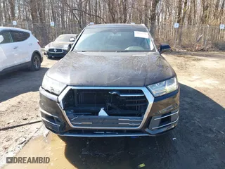 2017 Audi Q7 Premium Plus with VIN WA1LAAF79HD004552, listed as a IAAI auction lot 41643230 with 172,901 mi miles. Bid and sale history available at carsss.com. Image 12.