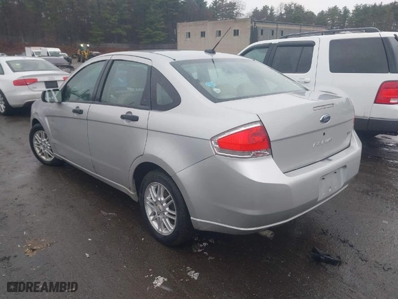 2009 Ford Focus SE with VIN 1FAHP35N69W233059, listed as a IAAI auction lot 41982131 with 108,616 mi miles. Bid and sale history available at carsss.com. Image 3.