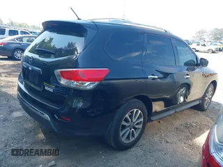 2016 Nissan Pathfinder SV with VIN 5N1AR2MN3GC664163, listed as a IAAI auction lot 42071463 with 214,767 mi miles. Bid and sale history available at carsss.com. Image 4.