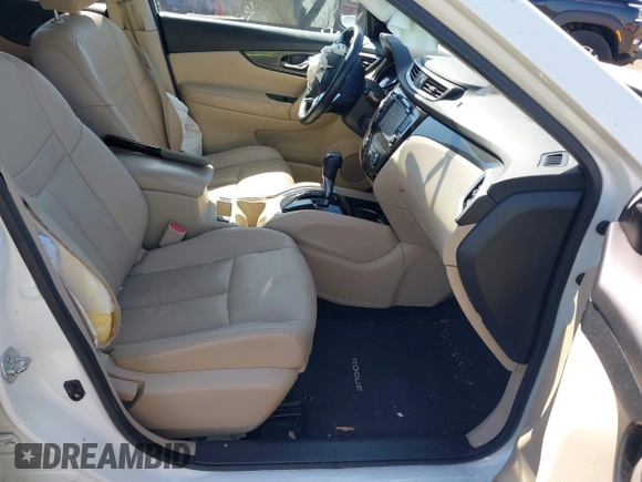 2016 Nissan Rogue SL with VIN 5N1AT2MV0GC755778, listed as a IAAI auction lot 42042335 with 201,371 mi miles and . Bid and sale history available at DreamBid. Image 5.