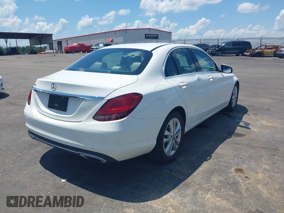 2019 Mercedes-Benz C 300 с VIN 55SWF8DB6KU294302, выставлен на аукционе IAAI как лот 42457628 с пробегом 70 684 миль миль и . История ставок и продаж доступна на DreamBid. Изображение 4.