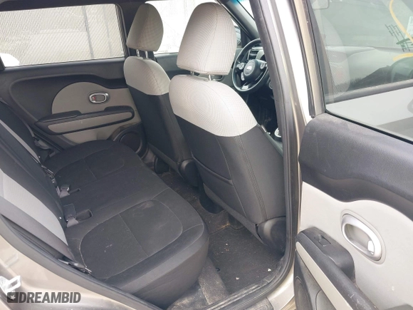 2014 Kia Soul with VIN KNDJN2A24E7026133, listed as a IAAI auction lot 42050362 with 134,454 mi miles. Bid and sale history available at carsss.com. Image 8.
