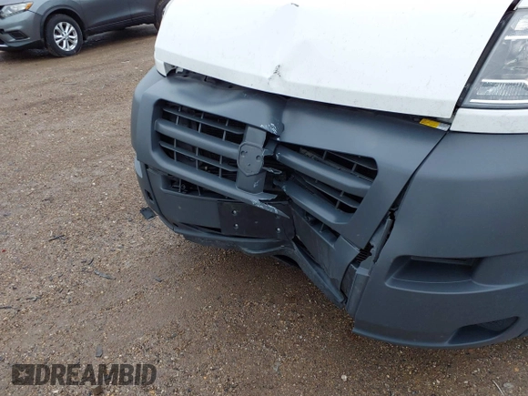 2018 Ram ProMaster Cargo with VIN 3C6URVJG0JE153588, listed as a IAAI auction lot 41726532 with 86,305 mi miles. Bid and sale history available at carsss.com. Image 6.