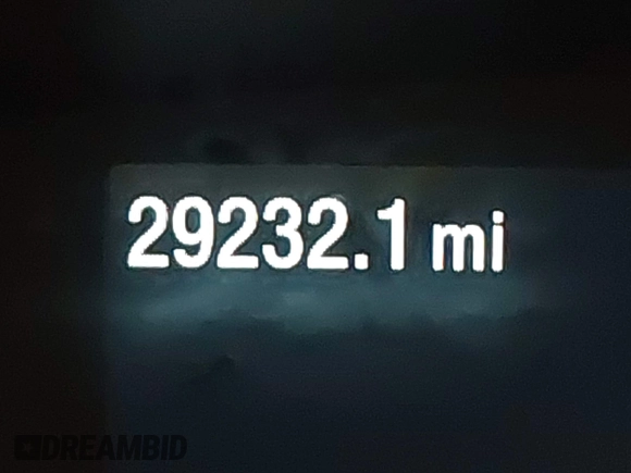 2022 Ford Escape SE z VIN 1FMCU9G69NUA92477, wystawiony jako IAAI lot #42202034 z przebiegiem 29 232 mil mil oraz . Historia ofert i sprzedaży dostępna na DreamBid. Obrazek 7.